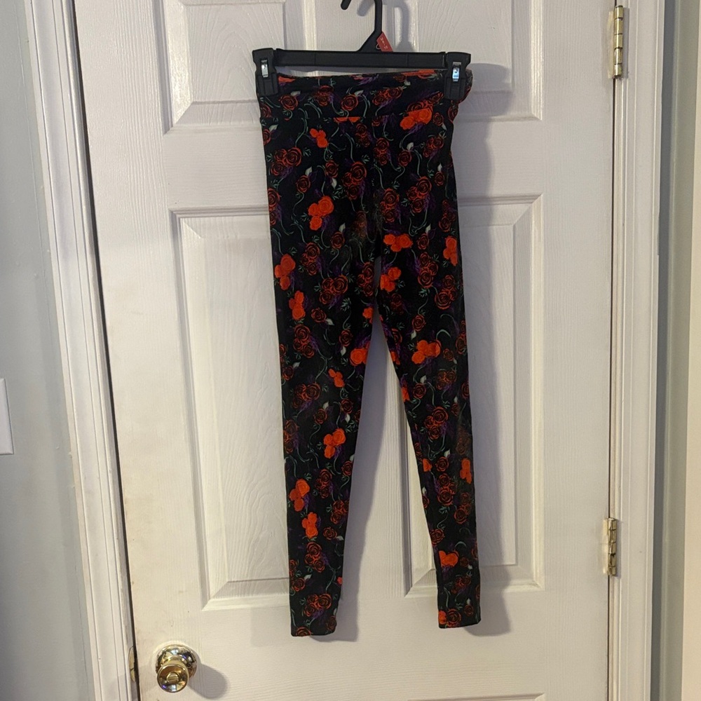 LuLaRoe Kids Leggings - Black and Red Floral